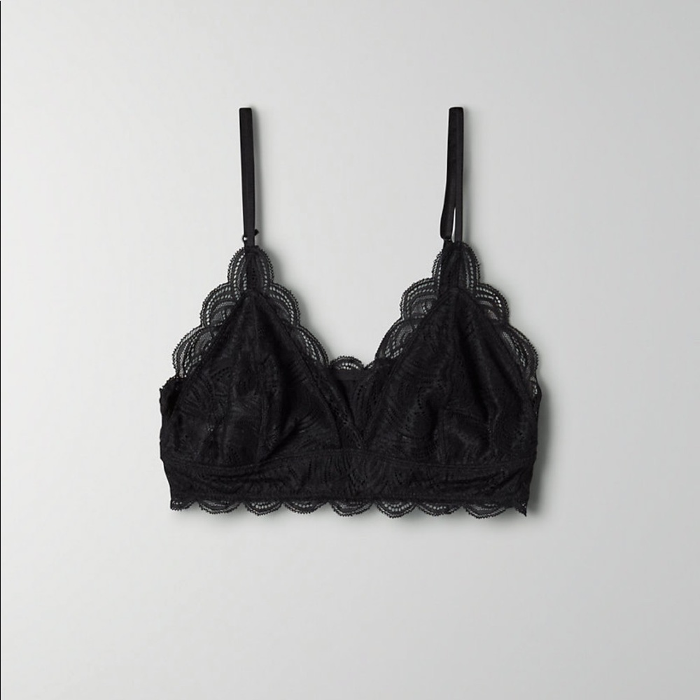 Renfrew bralette by Aritzia